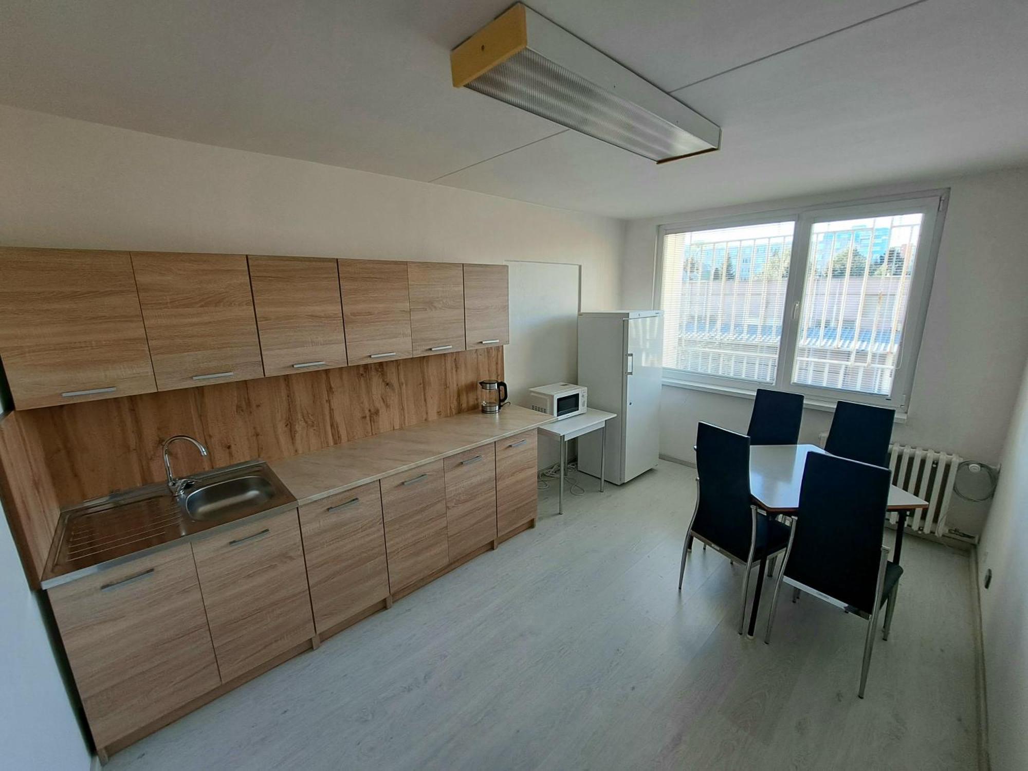 Skolsky Internat Medicka 2 Hotell Košice Eksteriør bilde